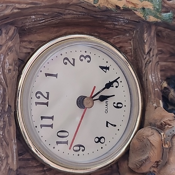 VINTAGE  RESIN  FISHING 🎣 BOAT ⏰️  CLOCK. - Picture 2 of 11